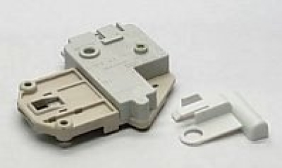 УСТРОЙСТВО БЛОКИРОВКИ ЛЮКА